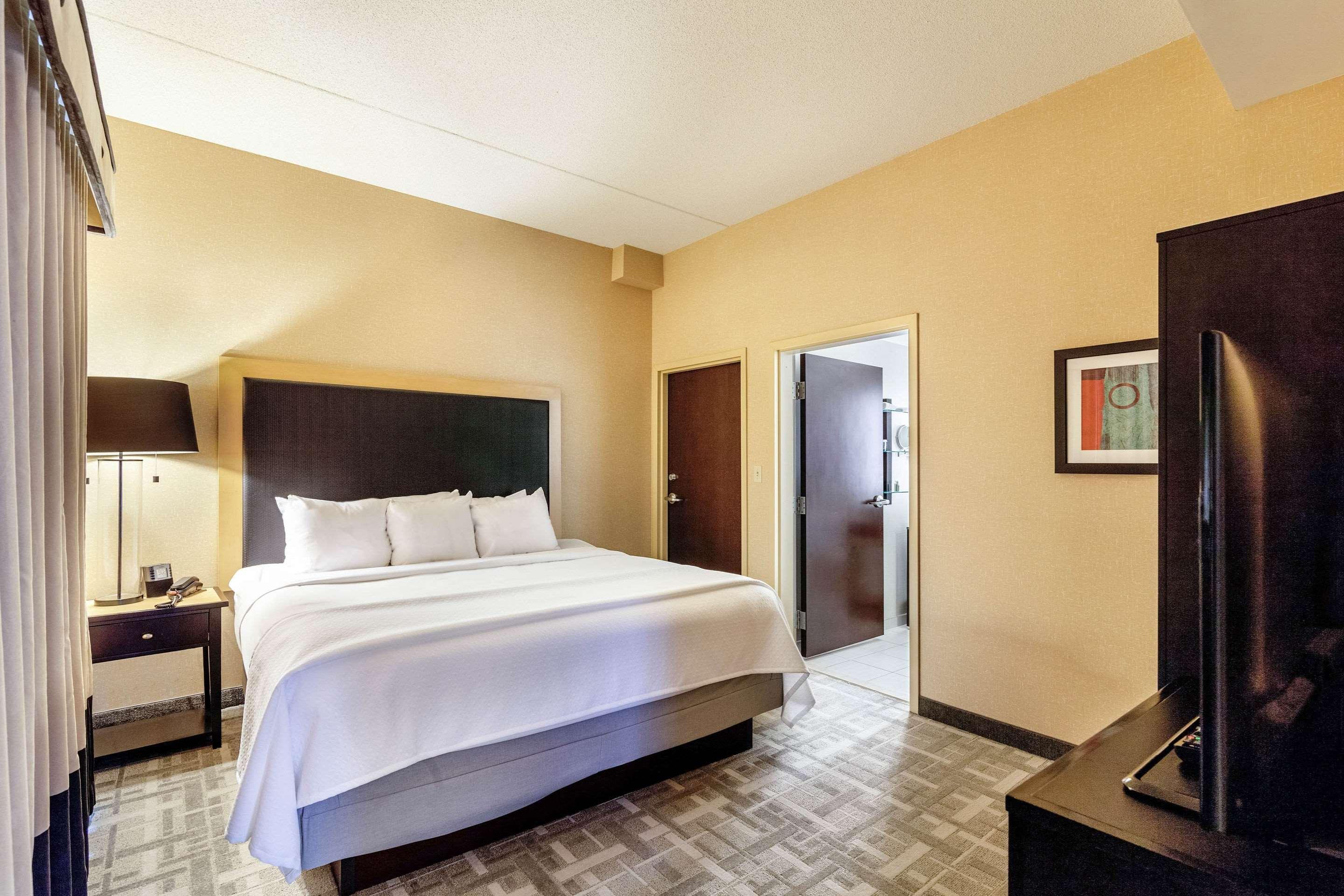 Cambria Hotel Pittsburgh - Downtown Exterior photo