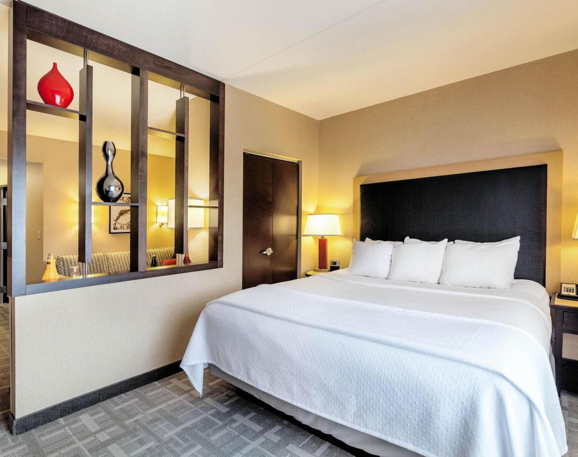 Cambria Hotel Pittsburgh - Downtown Exterior photo